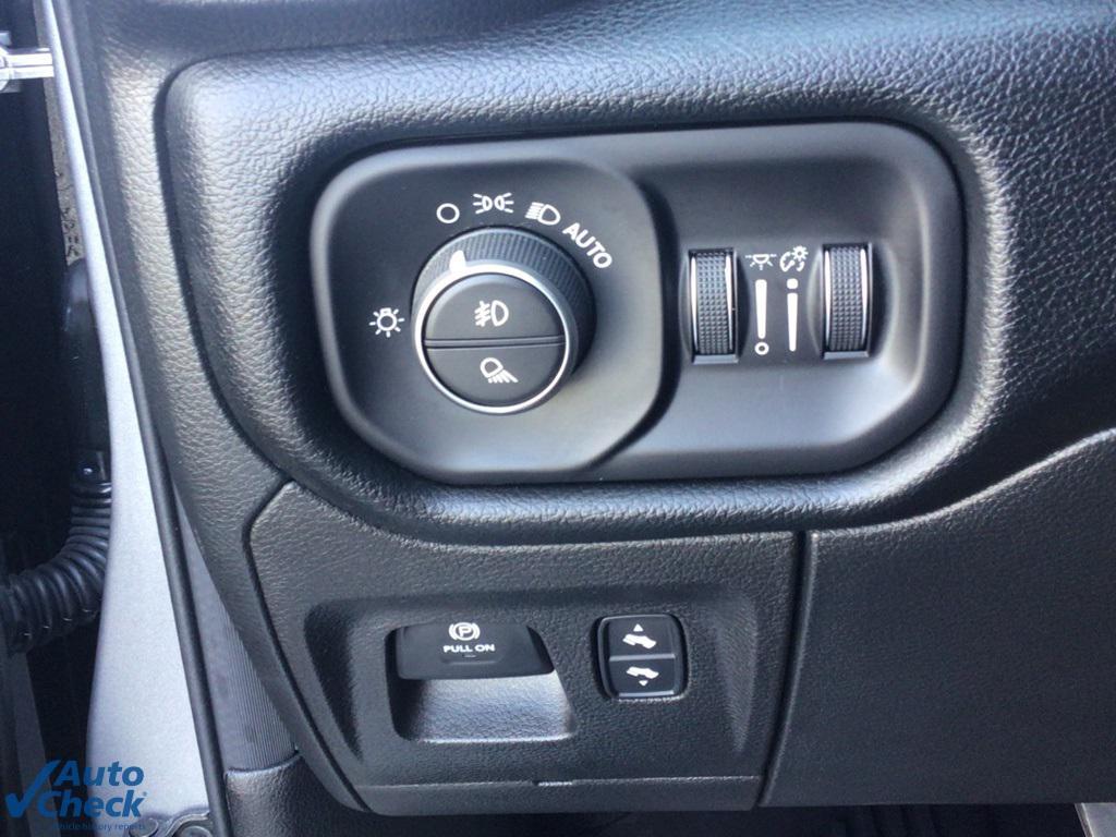 used 2022 Ram 1500 car, priced at $39,713