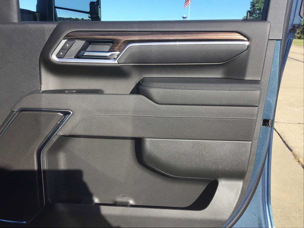 new 2026 Chevrolet Silverado 2500 car, priced at $65,588