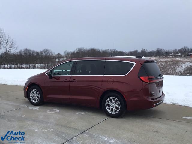 used 2023 Chrysler Pacifica car, priced at $25,998