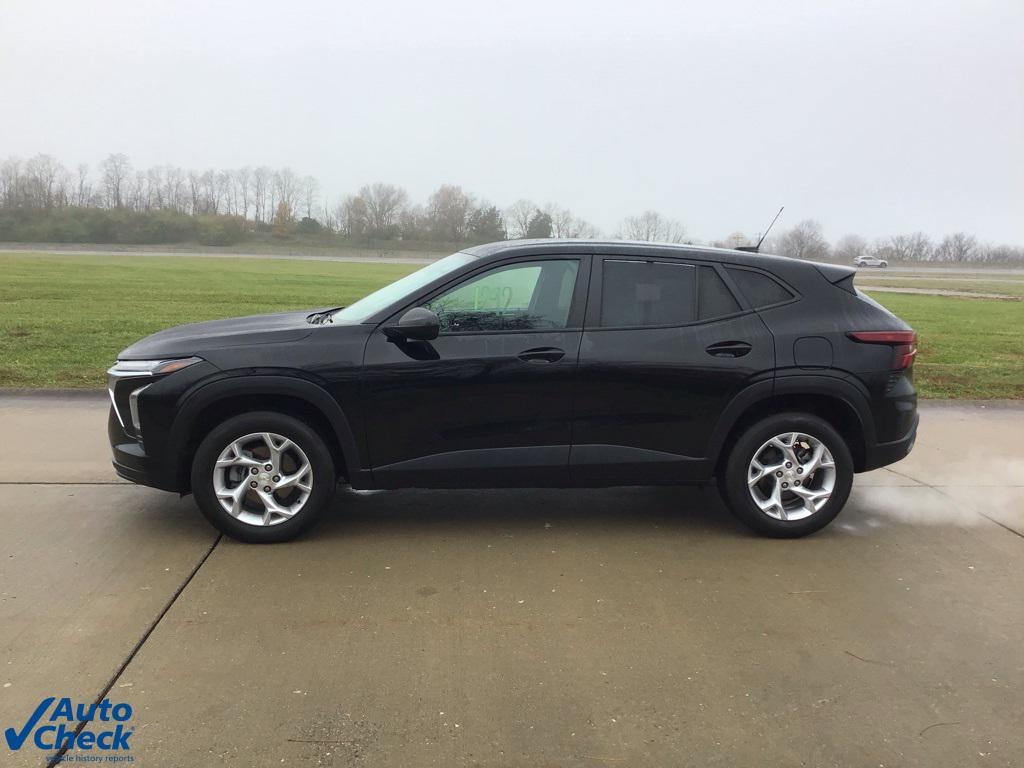 used 2024 Chevrolet Trax car, priced at $20,151