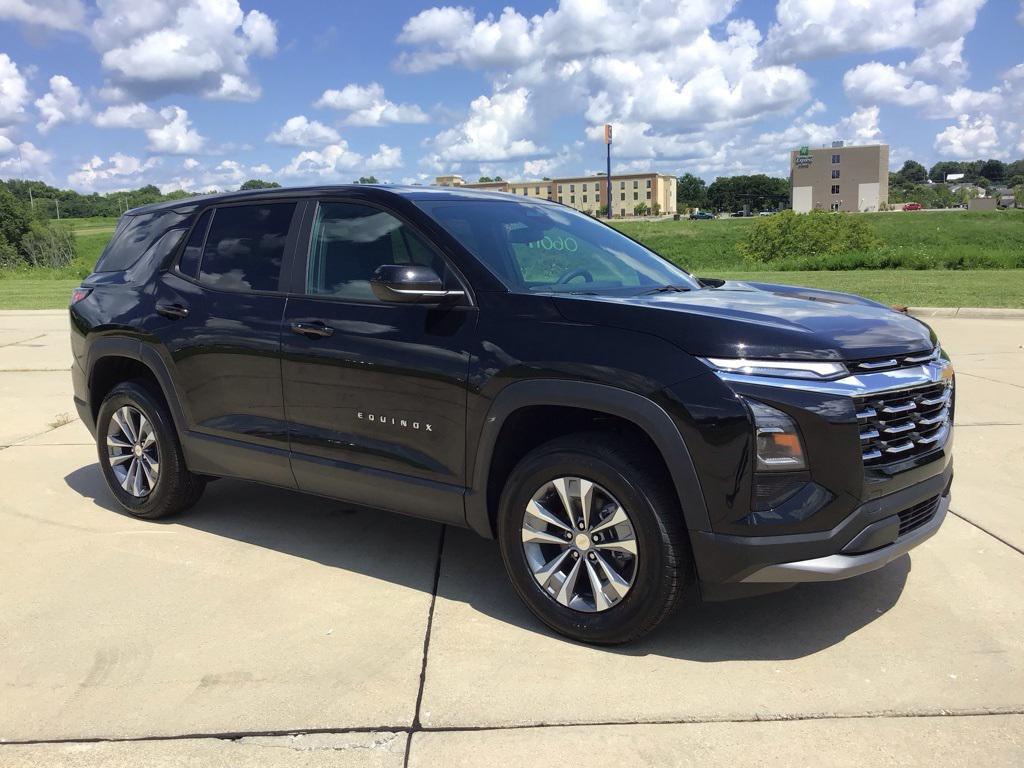 new 2026 Chevrolet Equinox car, priced at $29,998