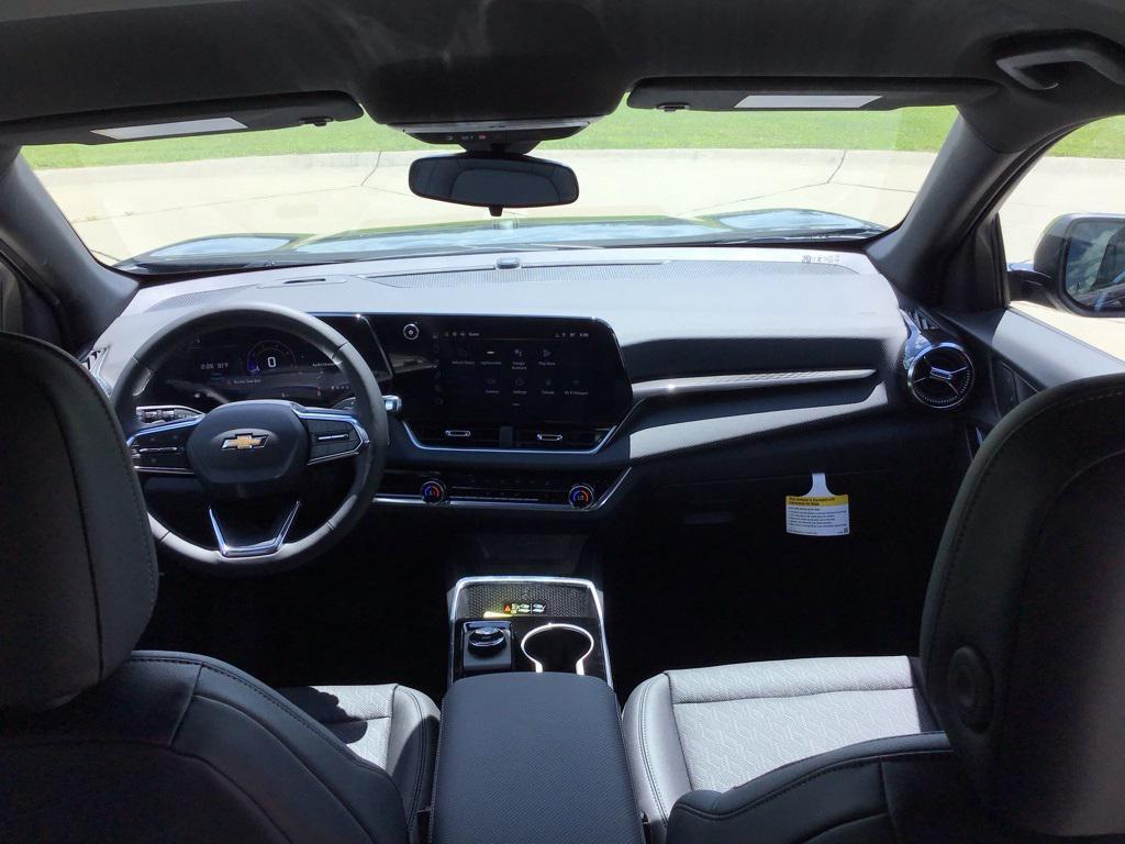 new 2026 Chevrolet Equinox car, priced at $29,998