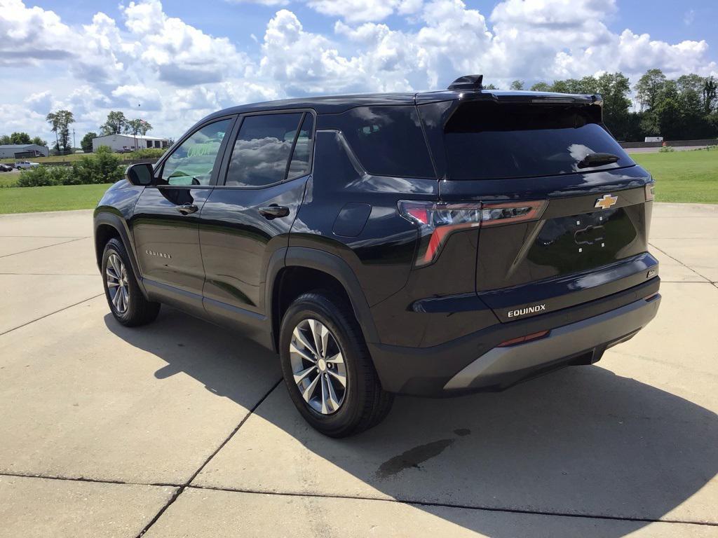 new 2026 Chevrolet Equinox car, priced at $29,998