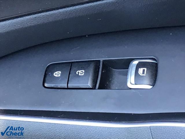 used 2023 Kia Sorento car, priced at $27,142