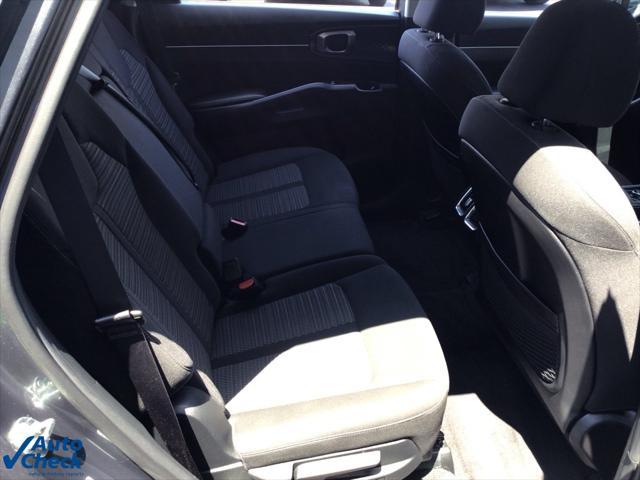 used 2023 Kia Sorento car, priced at $27,142