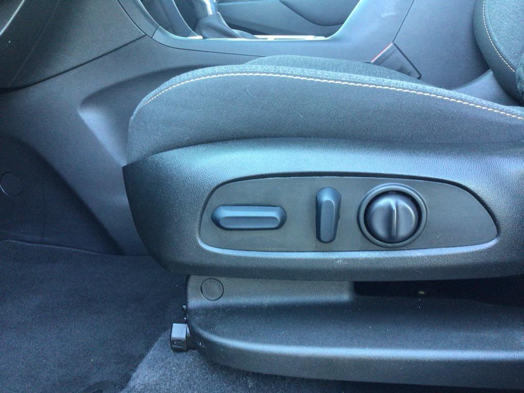 used 2022 Chevrolet Equinox car, priced at $19,372