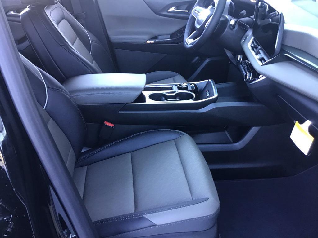 new 2026 Chevrolet Equinox car, priced at $29,997