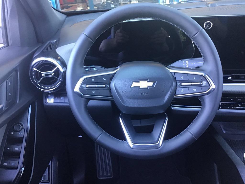 new 2026 Chevrolet Equinox car, priced at $29,997