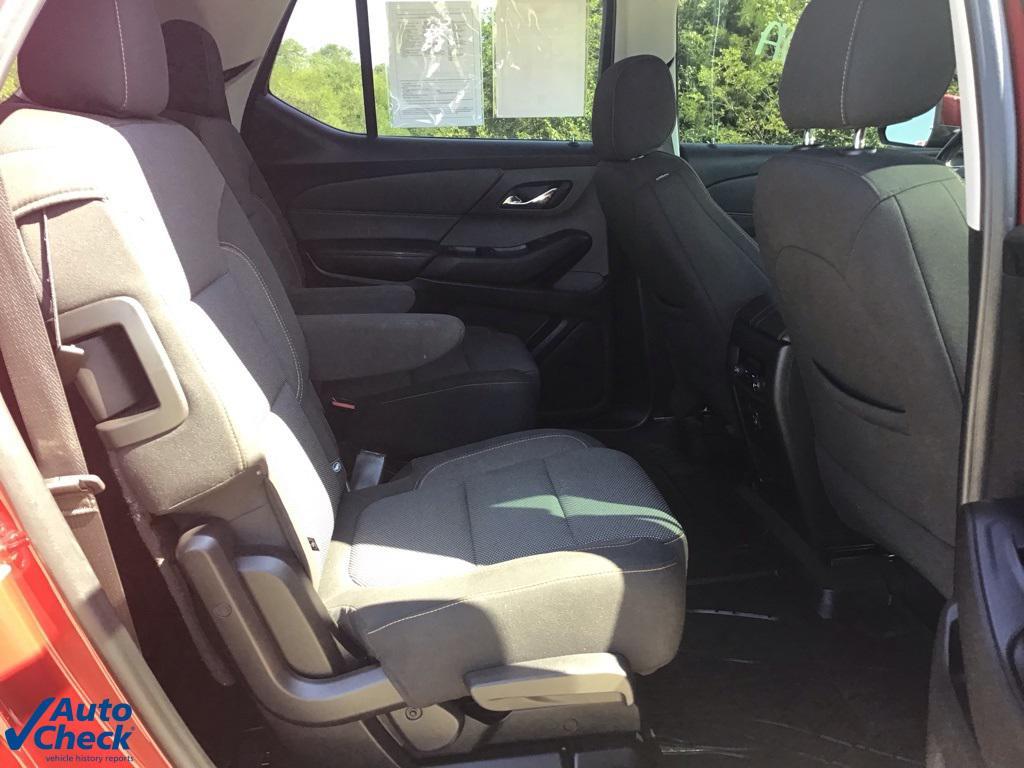 used 2021 Chevrolet Traverse car, priced at $22,237