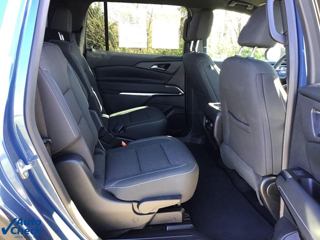 used 2024 Chevrolet Traverse car, priced at $32,500