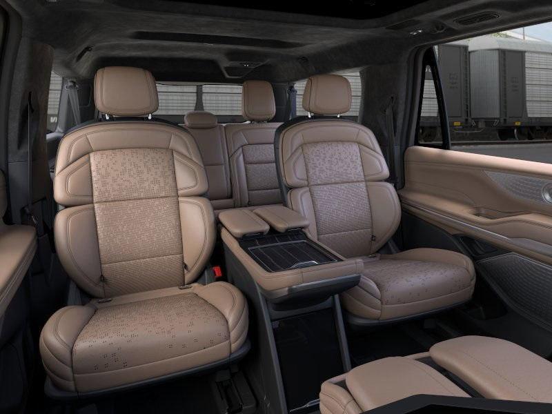 new 2025 Lincoln Navigator L car, priced at $132,615