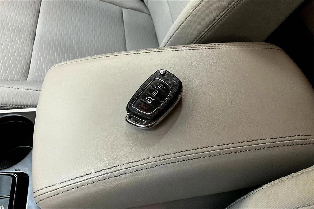 used 2019 Hyundai Tucson car, priced at $14,490