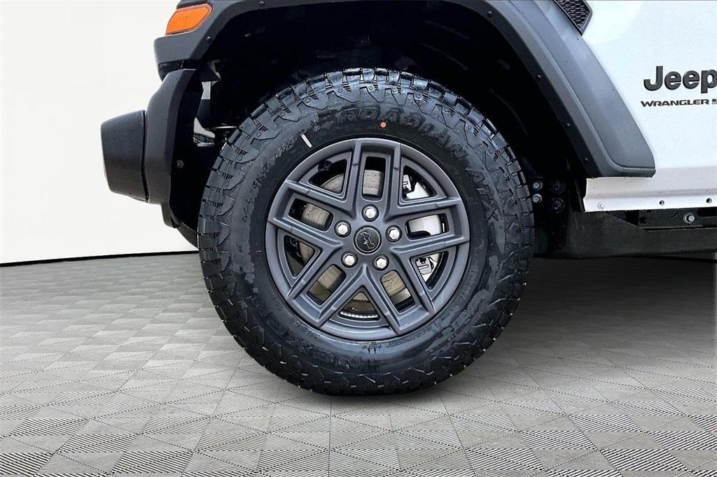 new 2026 Jeep Wrangler car, priced at $48,215