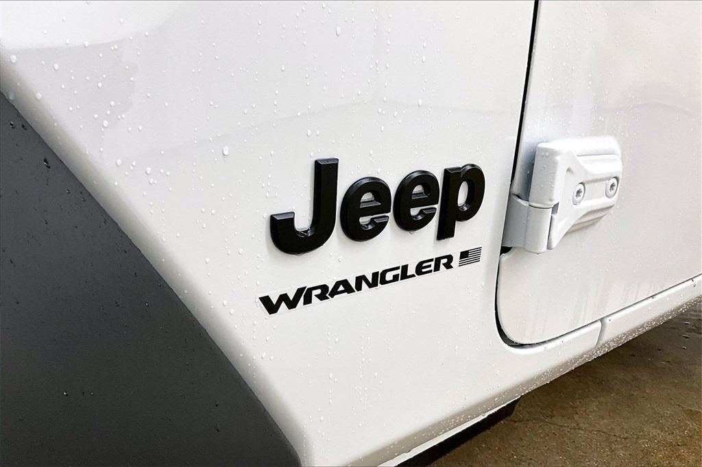 new 2026 Jeep Wrangler car, priced at $48,215