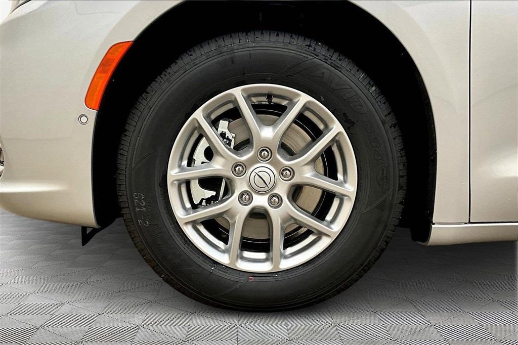 new 2026 Chrysler Pacifica car, priced at $43,140