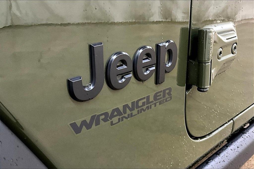 used 2021 Jeep Wrangler Unlimited car, priced at $27,490