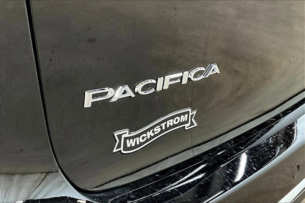 new 2025 Chrysler Pacifica car, priced at $38,490