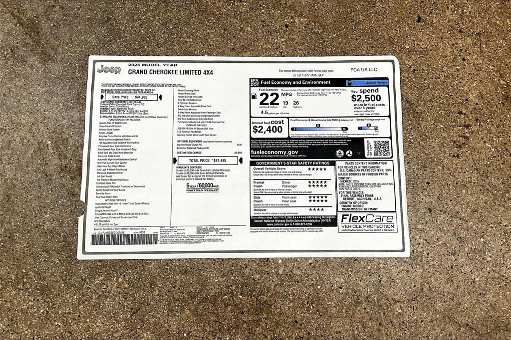 new 2025 Jeep Grand Cherokee car, priced at $39,625