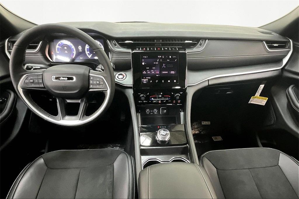 new 2025 Jeep Grand Cherokee L car, priced at $44,176