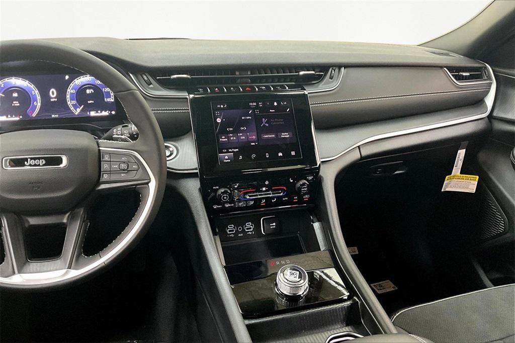 new 2025 Jeep Grand Cherokee L car, priced at $44,176