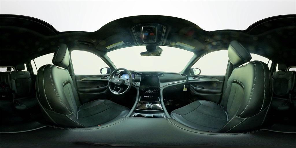 new 2025 Jeep Grand Cherokee L car, priced at $44,176