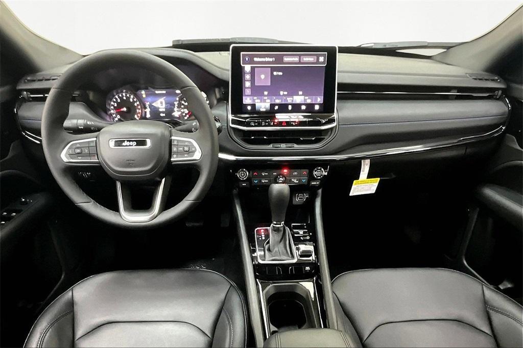 new 2026 Jeep Compass car, priced at $32,395