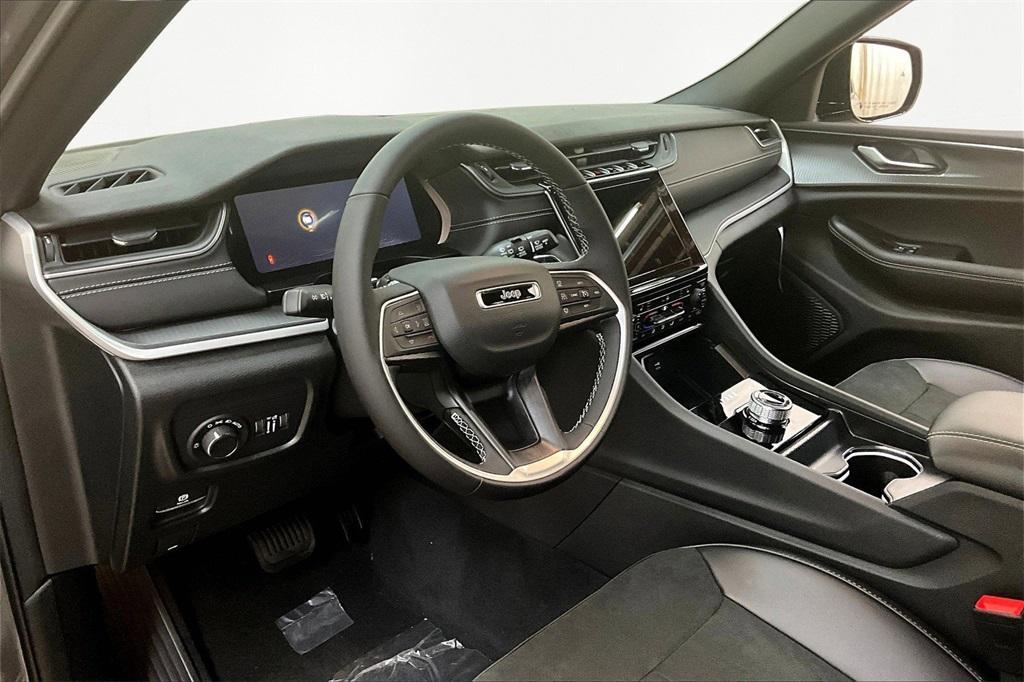 new 2025 Jeep Grand Cherokee L car, priced at $41,451