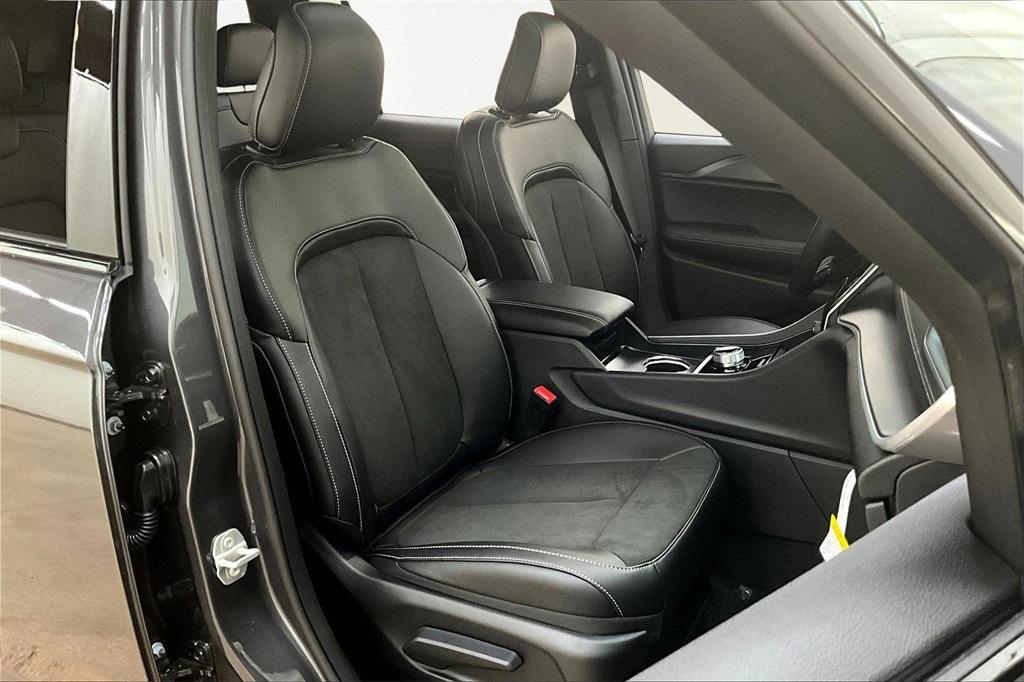 new 2025 Jeep Grand Cherokee L car, priced at $41,451