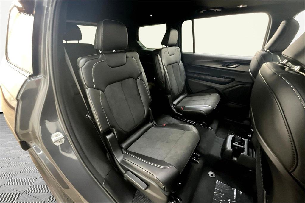 new 2025 Jeep Grand Cherokee L car, priced at $41,451