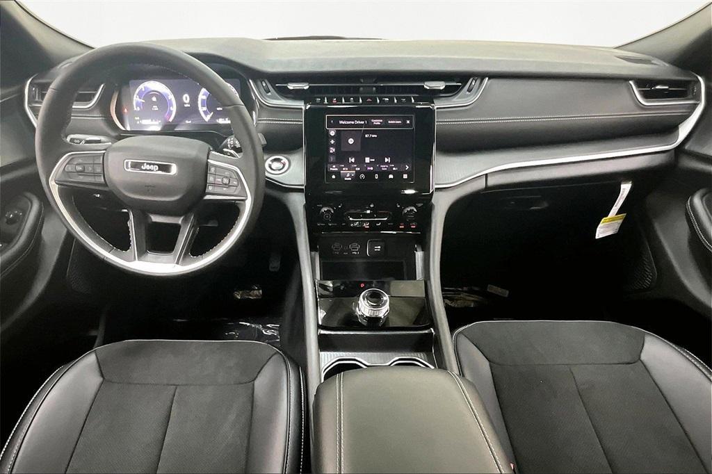 new 2025 Jeep Grand Cherokee L car, priced at $41,451