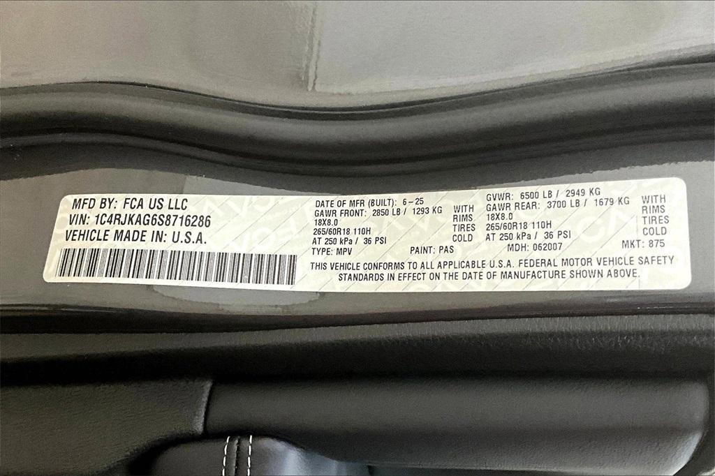 new 2025 Jeep Grand Cherokee L car, priced at $41,451