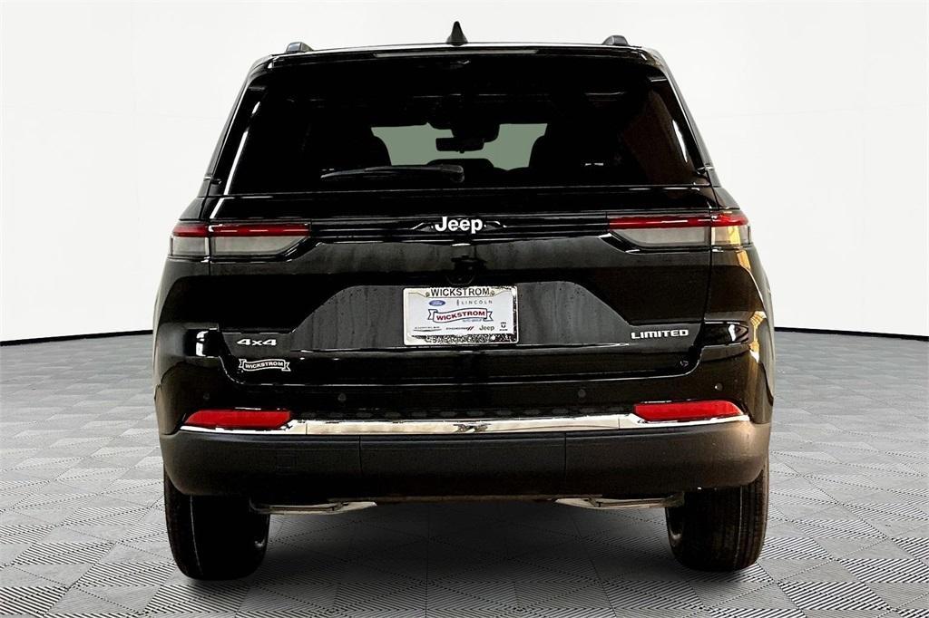 new 2025 Jeep Grand Cherokee car, priced at $48,521