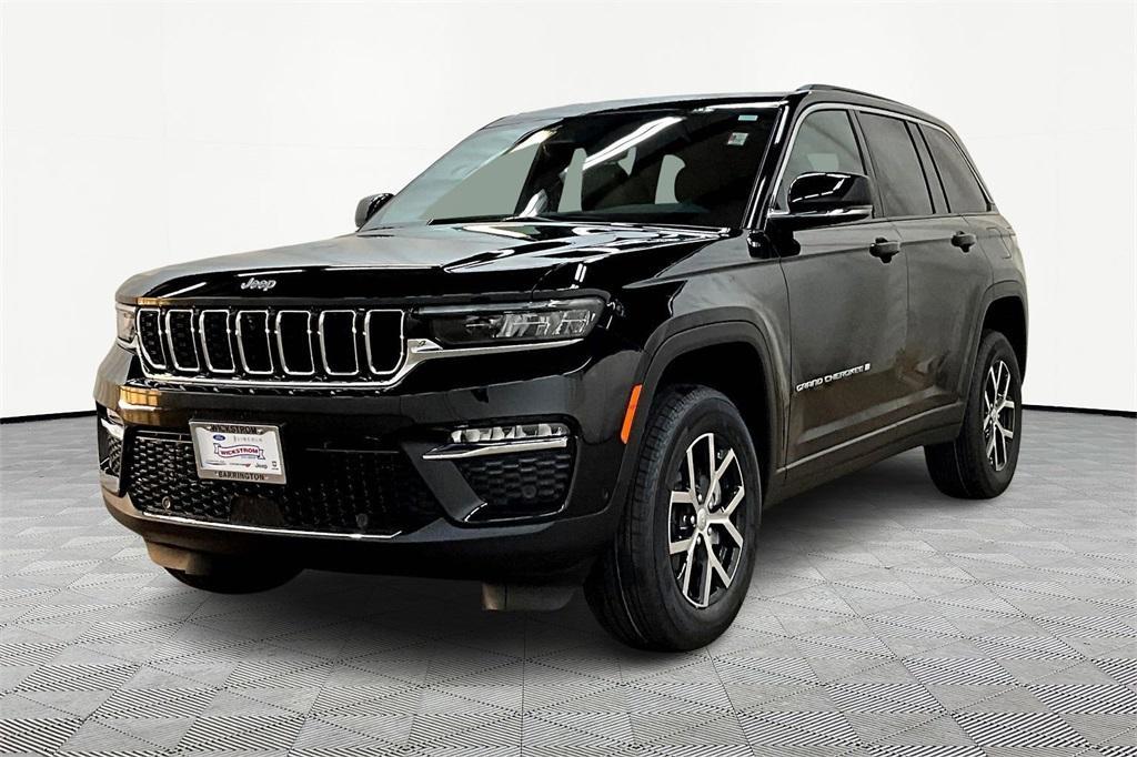 new 2025 Jeep Grand Cherokee car, priced at $48,521