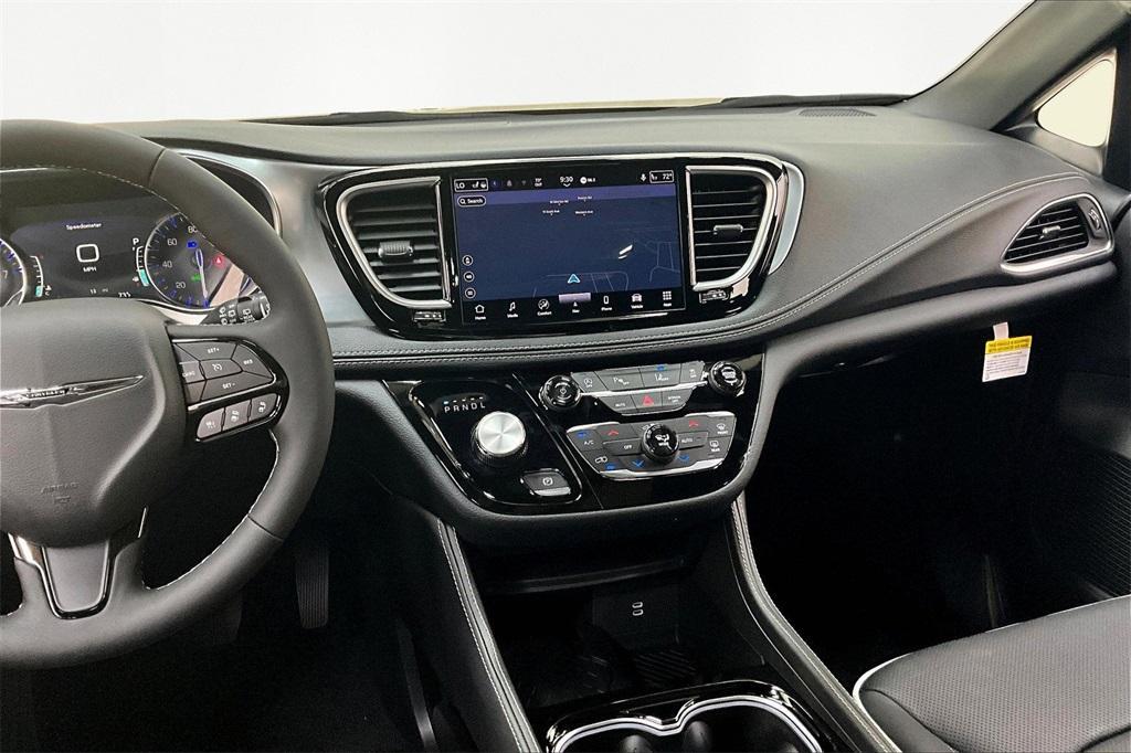 new 2026 Chrysler Pacifica car, priced at $47,443
