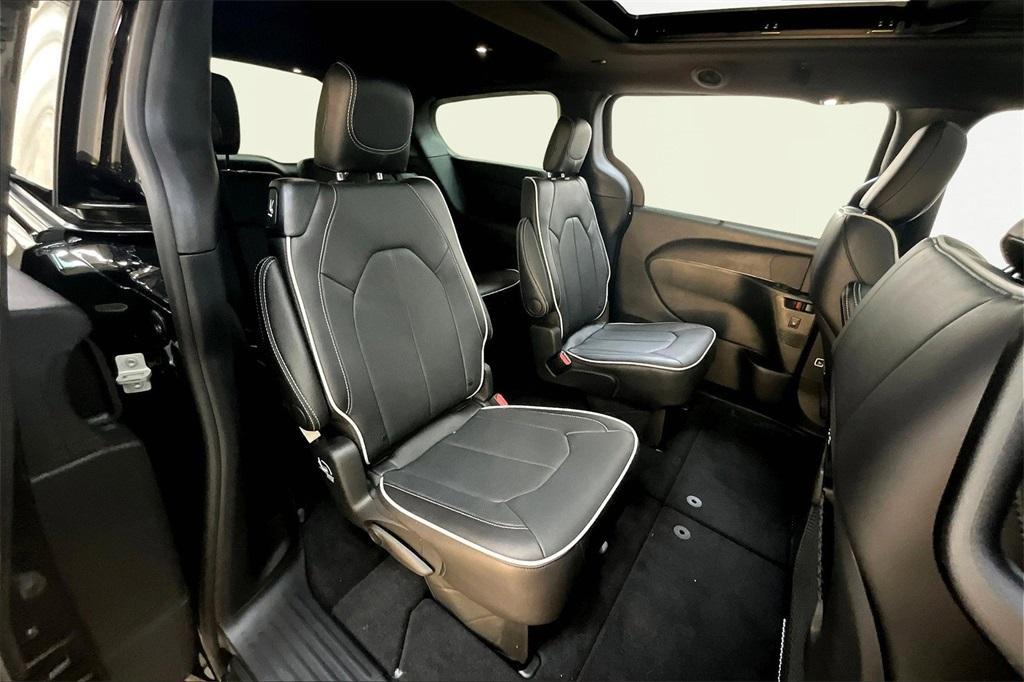 new 2026 Chrysler Pacifica car, priced at $47,443