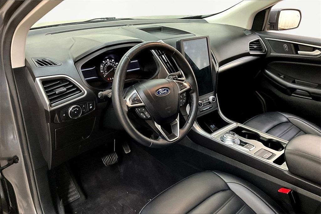used 2022 Ford Edge car, priced at $24,900