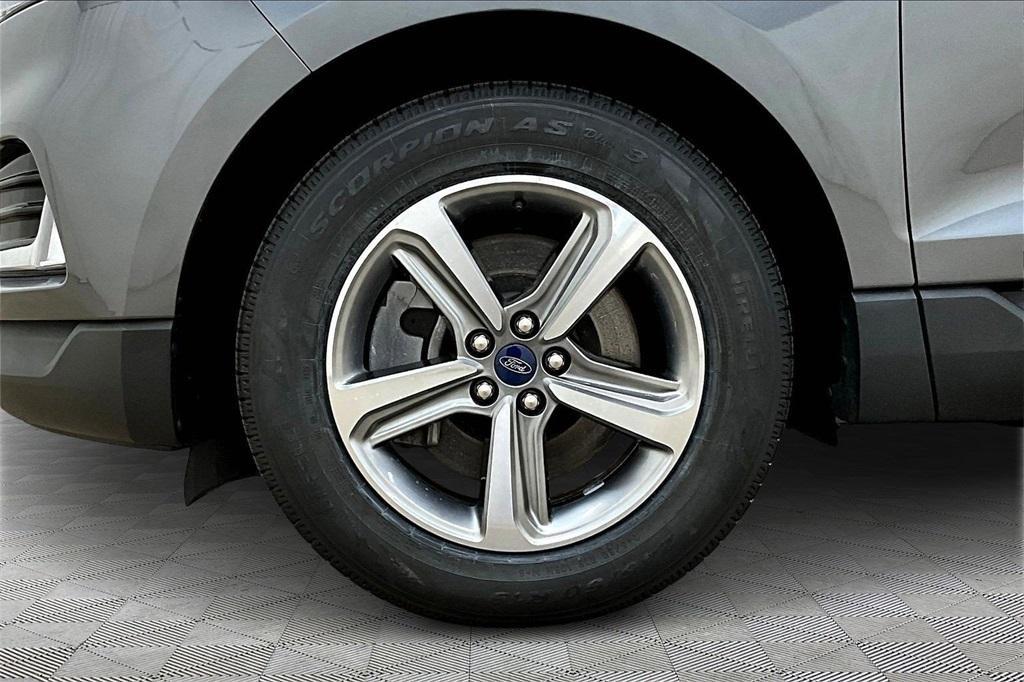 used 2022 Ford Edge car, priced at $24,900