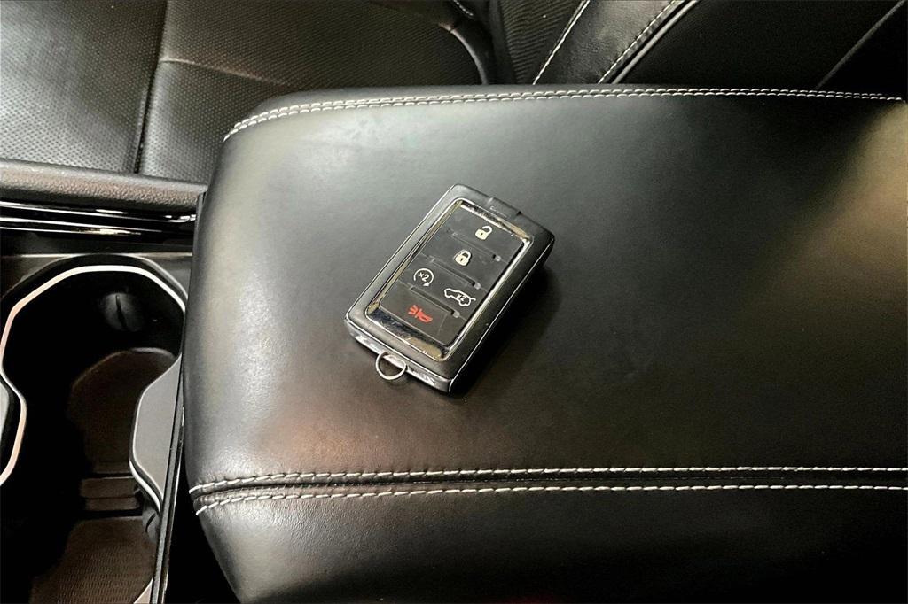 used 2021 Jeep Grand Cherokee L car, priced at $27,900