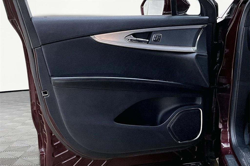 used 2019 Lincoln Nautilus car, priced at $19,900