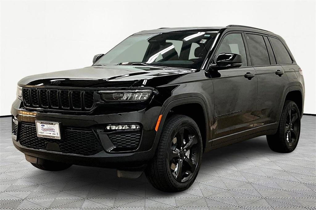 new 2025 Jeep Grand Cherokee car, priced at $47,841