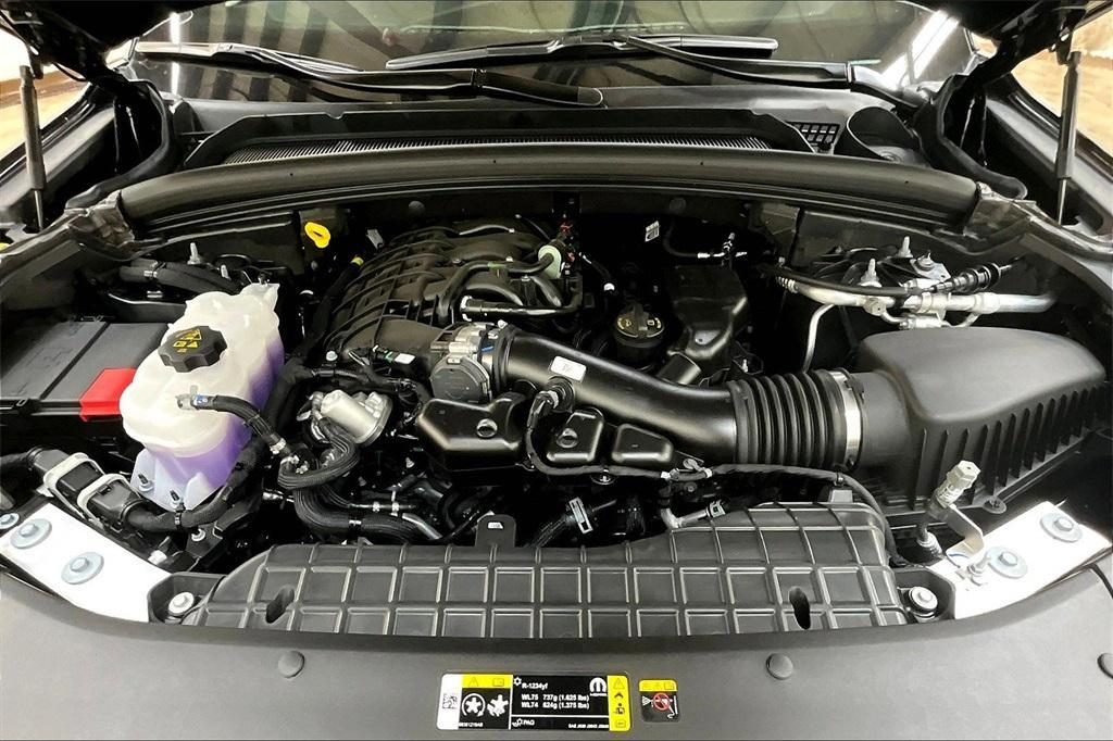 new 2025 Jeep Grand Cherokee car, priced at $47,841