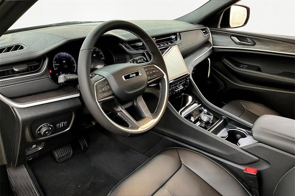 new 2025 Jeep Grand Cherokee L car, priced at $44,313