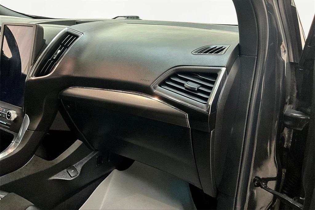 used 2021 Ford Edge car, priced at $30,000