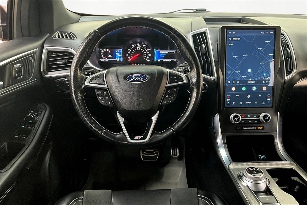 used 2021 Ford Edge car, priced at $30,000