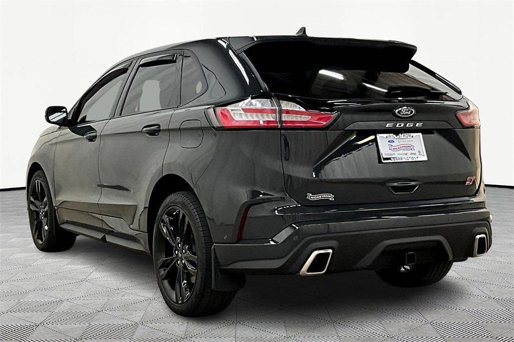 used 2021 Ford Edge car, priced at $30,000