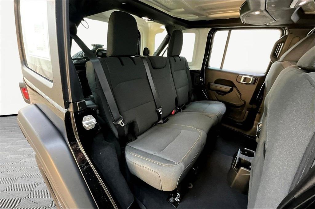 new 2026 Jeep Wrangler car, priced at $44,285