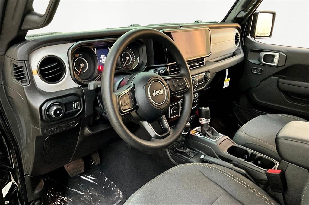 new 2026 Jeep Wrangler car, priced at $44,285