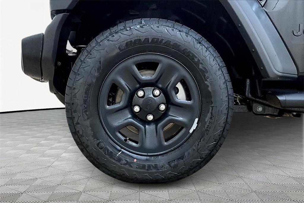 new 2026 Jeep Wrangler car, priced at $44,285