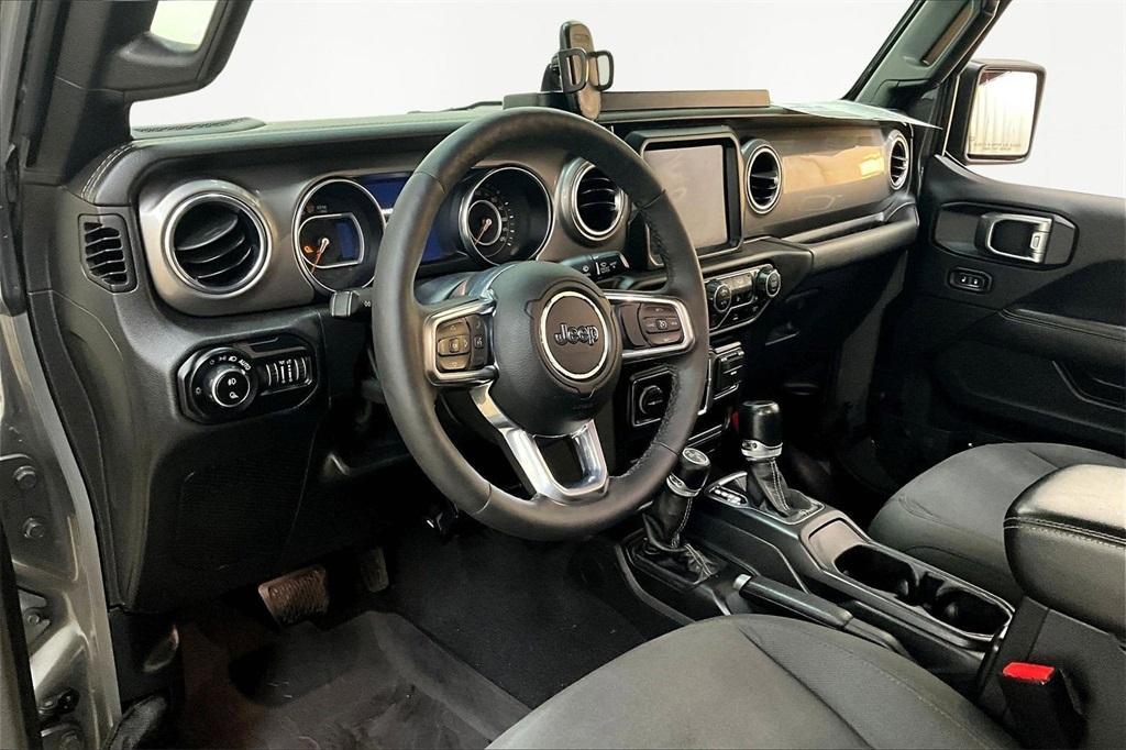 used 2021 Jeep Gladiator car, priced at $25,000