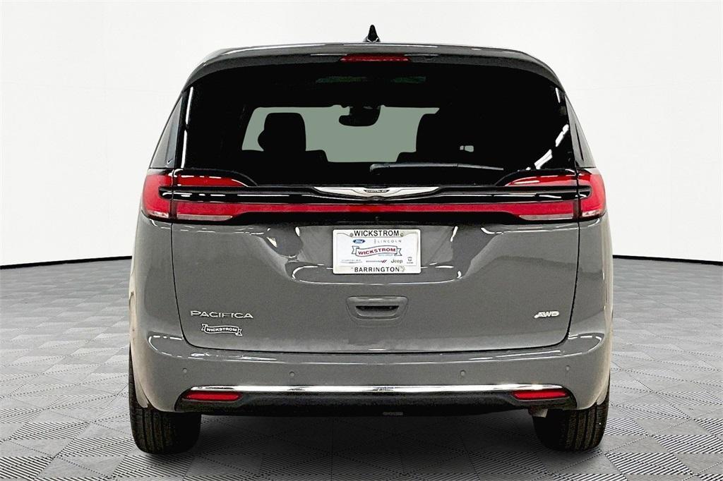 new 2025 Chrysler Pacifica car, priced at $39,490